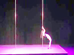 Mega pole-dance