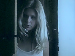 Rea Mole & Hannah Arterton - Hide and Seek aka Amorous (2014)