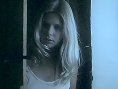 Rea Mole & Hannah Arterton - Hide and Seek aka Amorous (2014)