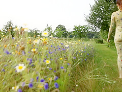 Naked on Stage-125 Nos-204