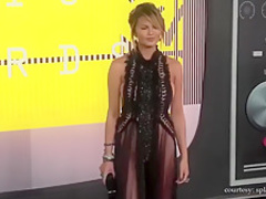 Chrissy Teigen Paparazi