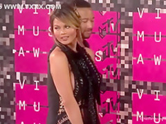 Chrissy Teigen Paparazi