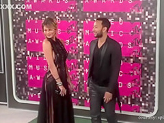 Chrissy Teigen Paparazi