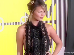 Chrissy Teigen Paparazi