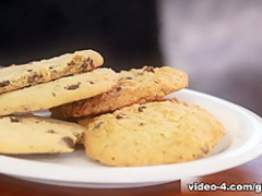 Horny pornstars Shyla Jennings, Marie McCray in Best Fingering, Lesbian sex clip