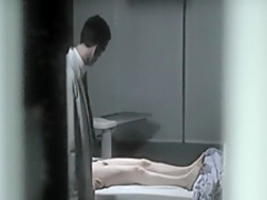 Qui a tue Bambi (2003) Sophie Quinton , Lisa Huynh