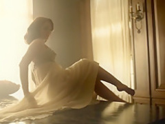 Never Forget (2012) Lena Katina, Yulia Volkova (ex-Tatu)