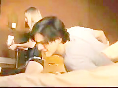 Pegging couple mainstream