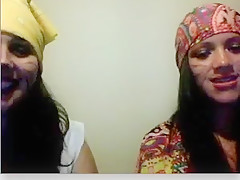 kalin yaragimi gostermece oynarken ben