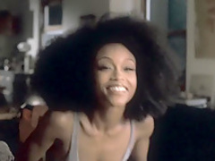 The Kids Are All Right (2010) Julianne Moore and Yaya DaCosta