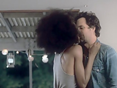 The Kids Are All Right (2010) Julianne Moore and Yaya DaCosta