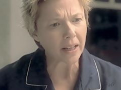 The Kids Are All Right (2010) Julianne Moore and Yaya DaCosta