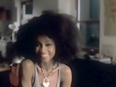 The Kids Are All Right (2010) Julianne Moore and Yaya DaCosta