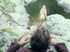 Au fond des bois (2010) Isild Le Besco