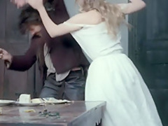 Au fond des bois (2010) Isild Le Besco