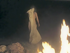 Au fond des bois (2010) Isild Le Besco