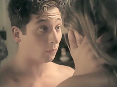 Shameless S05E03 (2015) Emma Greenwell