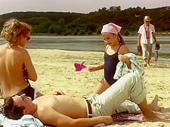 Naisenkuvia (1970) Ritva Vepsa and Kirsti Wallasvaara