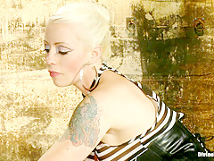 Blake & Lorelei Lee in Your Pain Is My Pleasure - DivineBitches