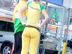 Tight big ass in leggings