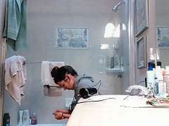 Finally caught sisters hot friend in the shower