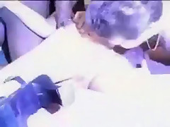 Best Amateur, Bisexual sex scene