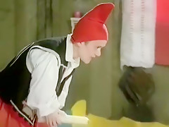 Horny Fetish, Brunette sex scene