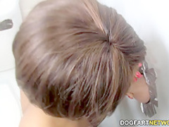 Imani Rose Tries Her First White Dick At A Gloryhole