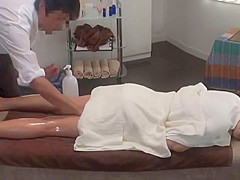 Japanese Oil Massage Salon