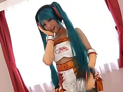 Vocaloid Cosplay - Miku Hatsune