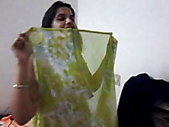 Sexy Aged Indian Aunty