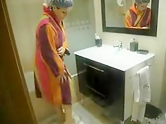 Horny homemade MILFs, Showers adult scene