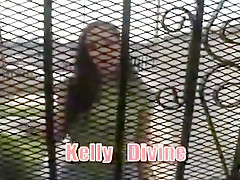 Kelly Divine Adores To Throat Weiner