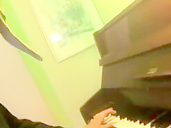 Hot Babe's Dual Penetration Dreams