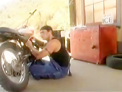 Sexy Bailey Gets Banged By Her Mechanic