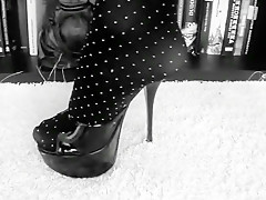 Cruel Media Conquers Hungary, Scene 1