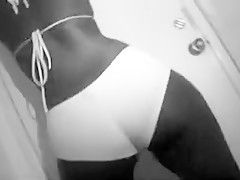 Bootylicious Black Girl On All Fours