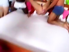 Dutch Meisje Gangbanged