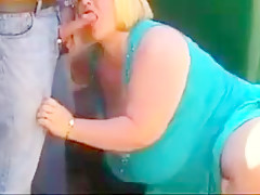 Fette schlampe mit extremen eutern gibt bloxjob