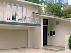 TUSHY Two College Students Gape For Their Professor