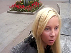 Big ass blonde teen Tucker Starr blowjob and doggy fucked