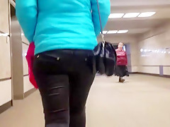 junior asian woman with round ass