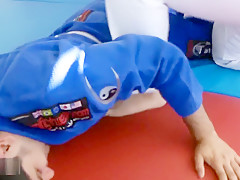 Judo feet destruction