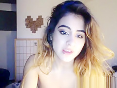 Hippy Mia gets naked on live chatcam - Part 3