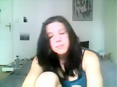 Fantastic girl masturbating to webcam