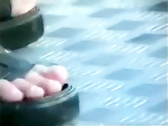 pieds dOrleacute;ans (1997) 1 smelling feet