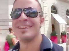 Before fucking, this brunette held the fetish to show off the beautiful Bar