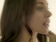 Sexy model Anya Olsen longs for black cock