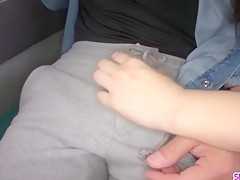 Chinatsu Kurusu spins the dick on the back seat - More at Slurpjp.com