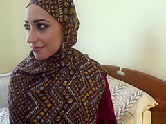 Arab chick blows and rides big fat cock at a hotel room